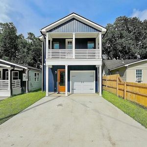 Property at 4950 Nesbit Ave, North Charleston, SC