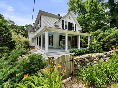 807 Summer St