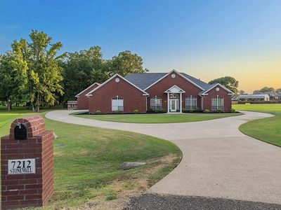 7212 Stonewall Dr