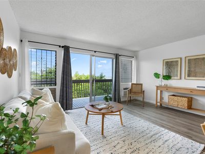 98-1451 Kaahumanu St #E221