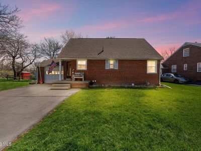 411 Hillside Dr