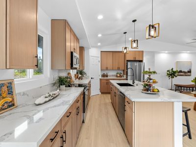 11-3290 Mokuna St