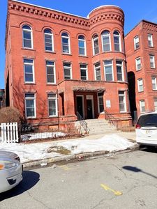 179-183 Walnut St