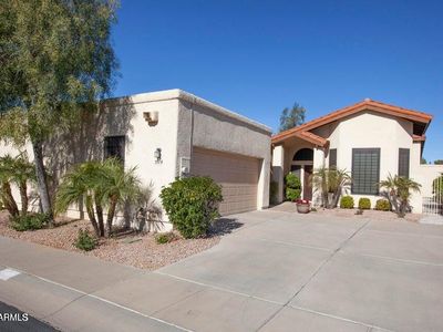 5514 E PARADISE Drive
