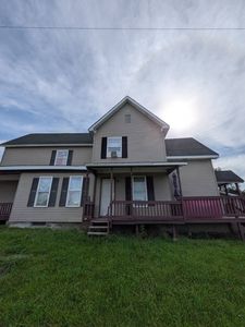 377 W Main St