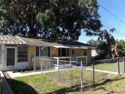 507 Lake St