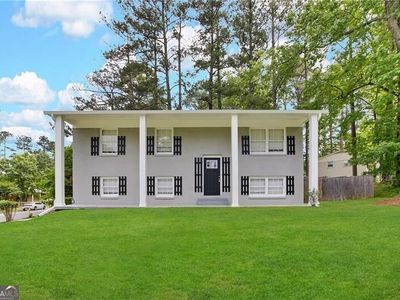 2946 Carriage Ln