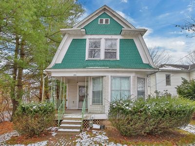253 W Union St