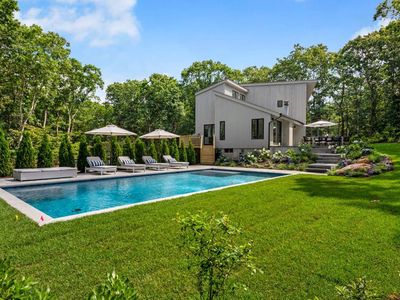 13 Shorewood Dr