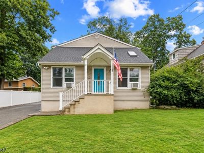 17 Pequot Rd
