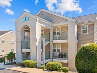 545 Valley View Road #E-101