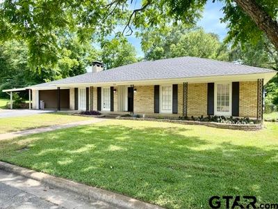 308 N Garden Club Dr
