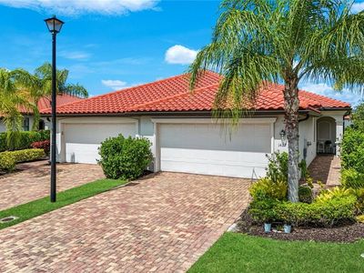 1427 Oceania DR S