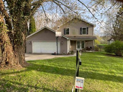 4444 Meadowbrook Dr