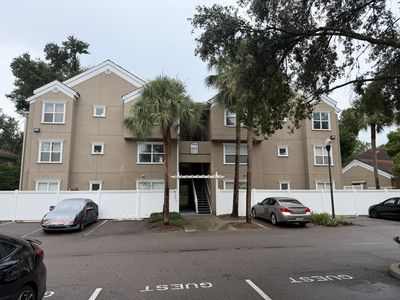 15215 Amberly Dr