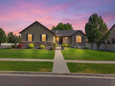 388 W McAllister Ln