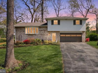 320 Holyoke Dr