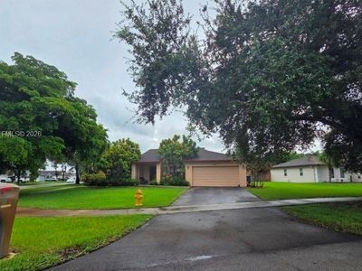4800 SW 120th Ave