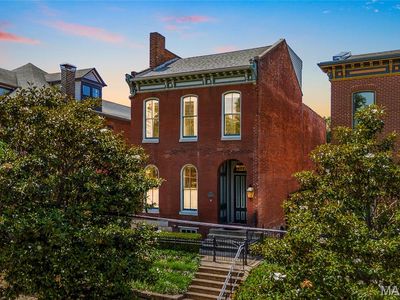 1225 Dolman St