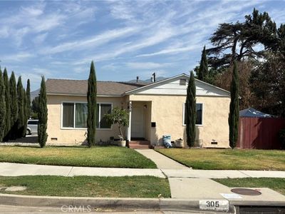305 E Camino Real
