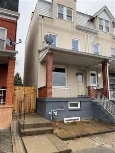 817 N New St