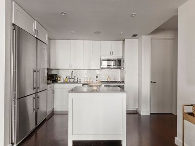 333 Rector Pl APT 1009