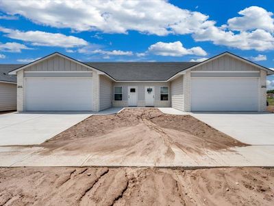 5425 Rolly St Unit 200