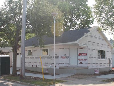 1402 6th STREET SOUTH South