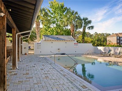 221 Bottlebrush Walk