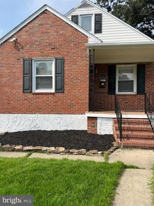 2704 Garnet Rd