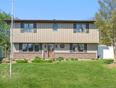 14 Greenway Circle N