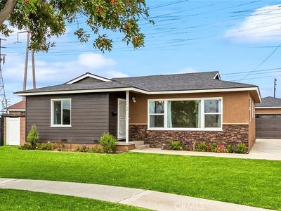 7754 La Casa Way