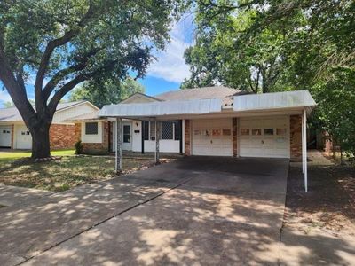 1810 Wichita St