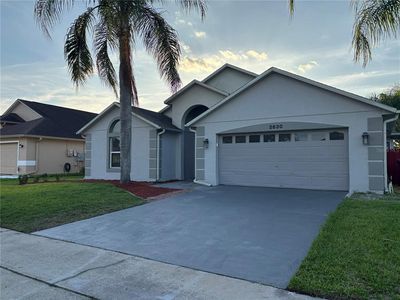 2830 Strand Cir
