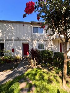 37 Front Street