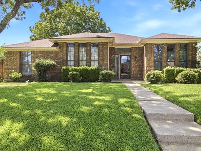 2701 Beau Dr