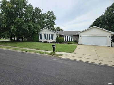 301 Maple Park Dr