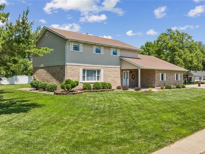 945 Ivy Ct