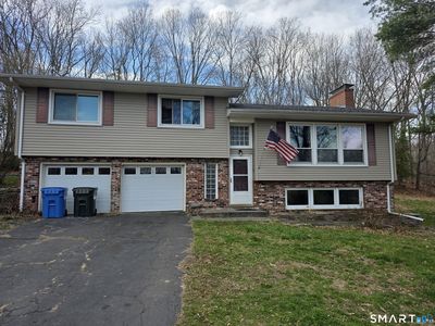 9 Deerbrook Road