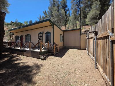 407 Lakeview Dr