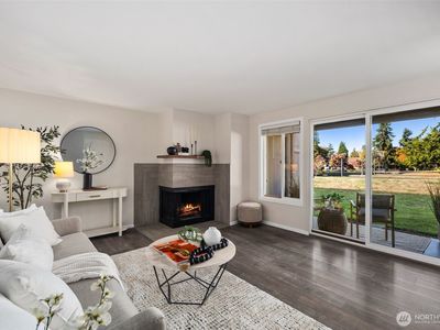 11104 NE 68th Street #A103