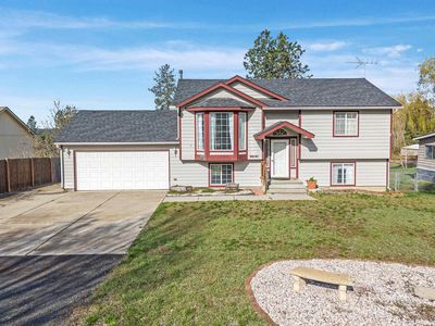 38121 N Frontage Rd