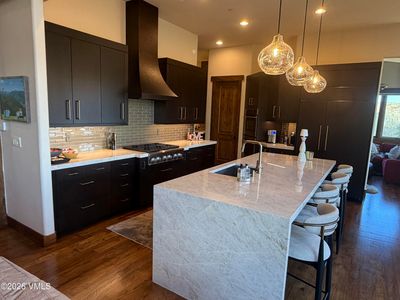 511 Settlers Loop