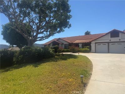2415 Eucalyptus Ave