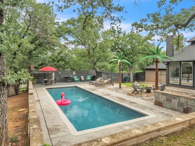 900 Pioneer Cir E
