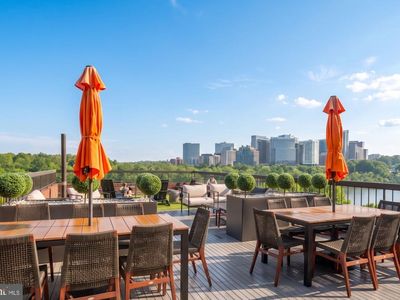 3299 K St NW APT 401