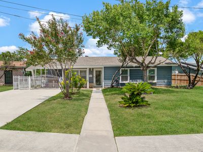 1603 Arroya Vista