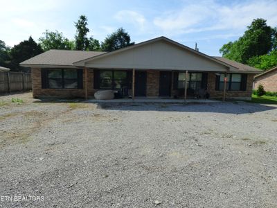 153 Travis Dr