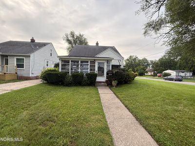 Property at 1943 Glencairn Ave, Toledo, OH