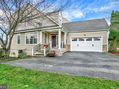 Property at 592 Lake Redman Ct, Seven Valleys, PA